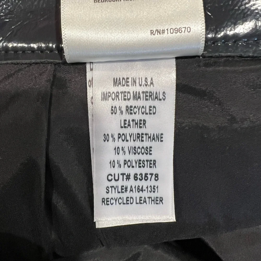 AGOLDE Recycled Leather 90's Pinch Waist Straight Leg Pants in Carbon (32) - Picture 12 of 14